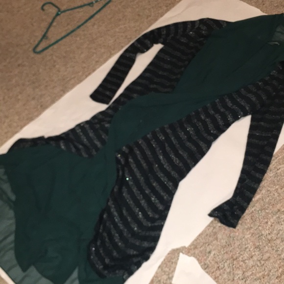 Cardigan - Picture 2 of 8